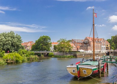 Ribe mit altem Schiff